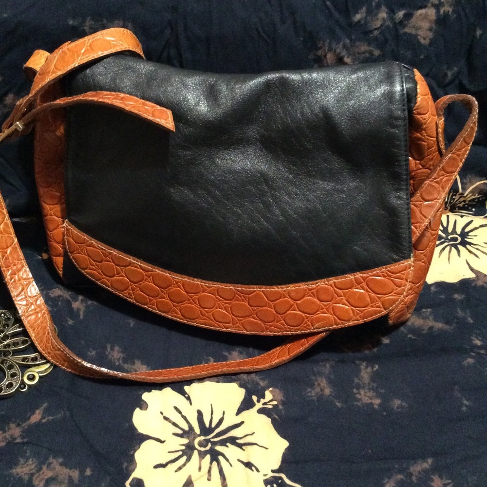 Architect for AMC Genuine Leather